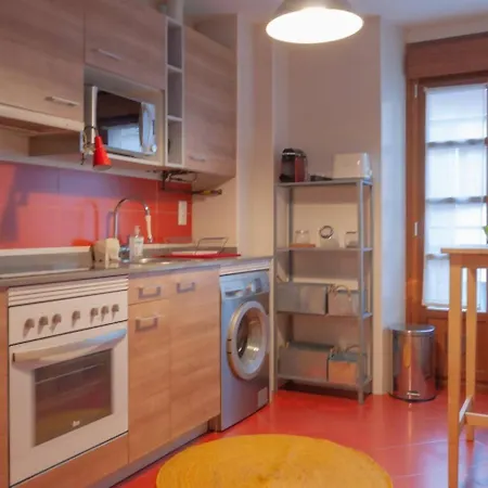 Avg San Antonio Centro Apartament