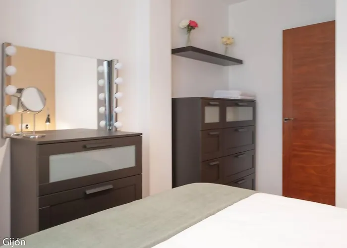 Avg San Antonio Centro Apartament *